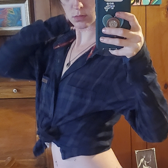 Indian Motorcycle navy blue gray and black plaid button down longsleeve shirt. - Picture 12 of 16